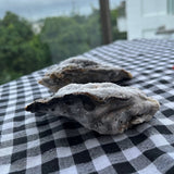 OYSTER WHOLE WITH SHELL JAPAN<br/>冷凍殻付き　生食用牡蠣 6個